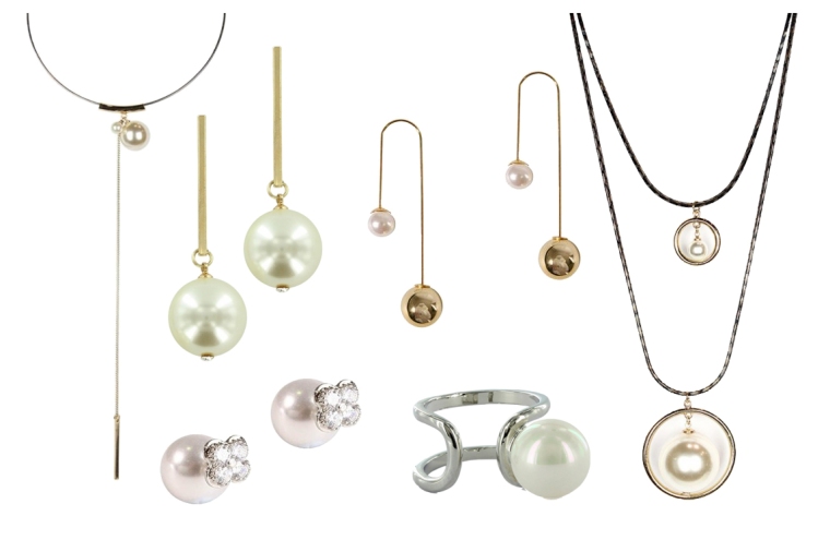 Selección de bisutería con perlas disponible en Bijoux Anuska Trapagaran y en Shop Online.